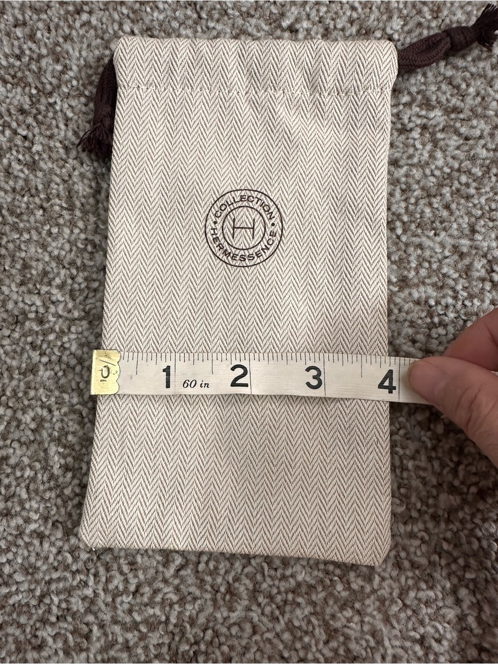 Beige Drawstring Dust Bag - Picture 2 of 3